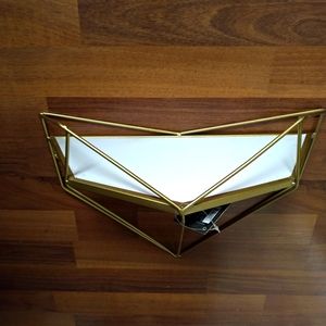 Geometric wall shelf